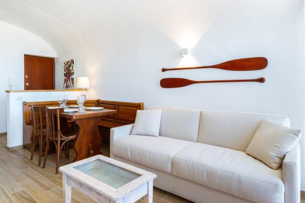 Casa Del Subacqueo. Amazing Terrace With Sea View. Wi-Fi Apartment Bordighera Ngoại thất bức ảnh